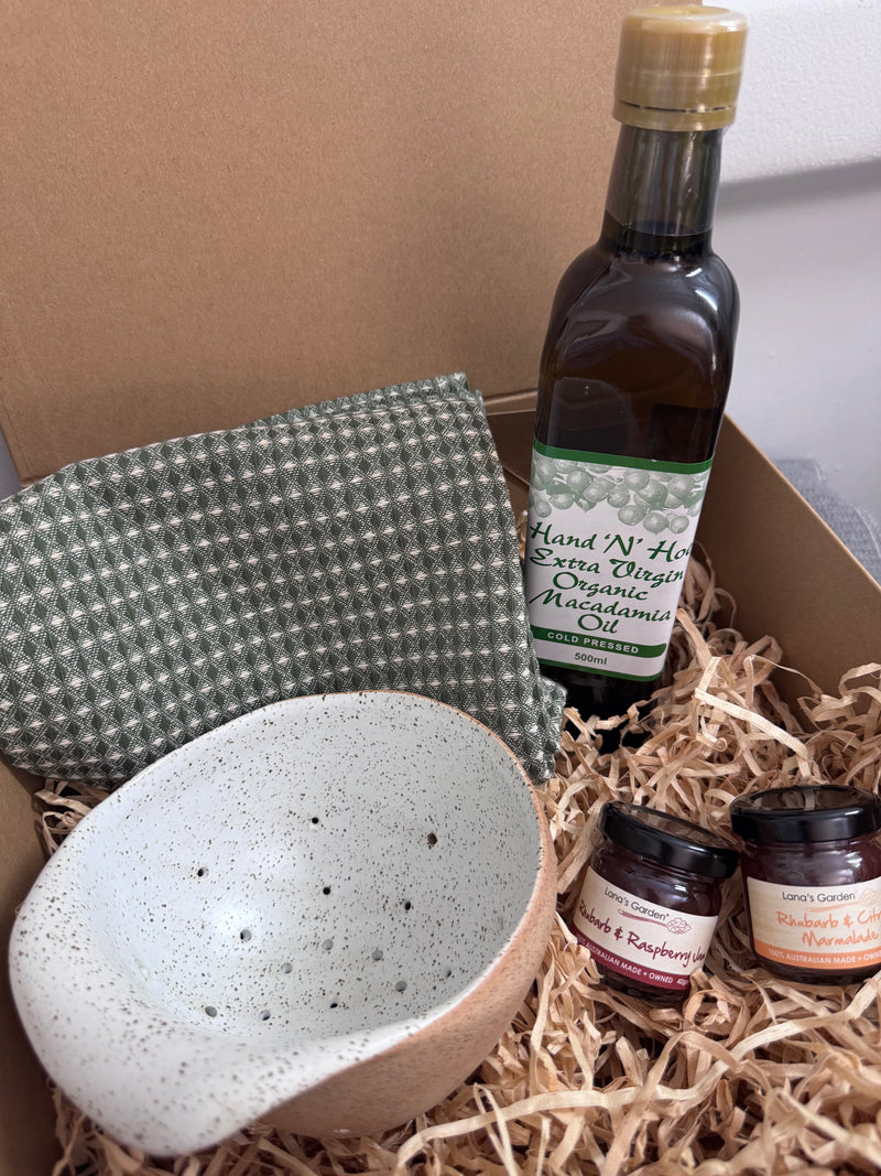 Berry Colander and Macadamia