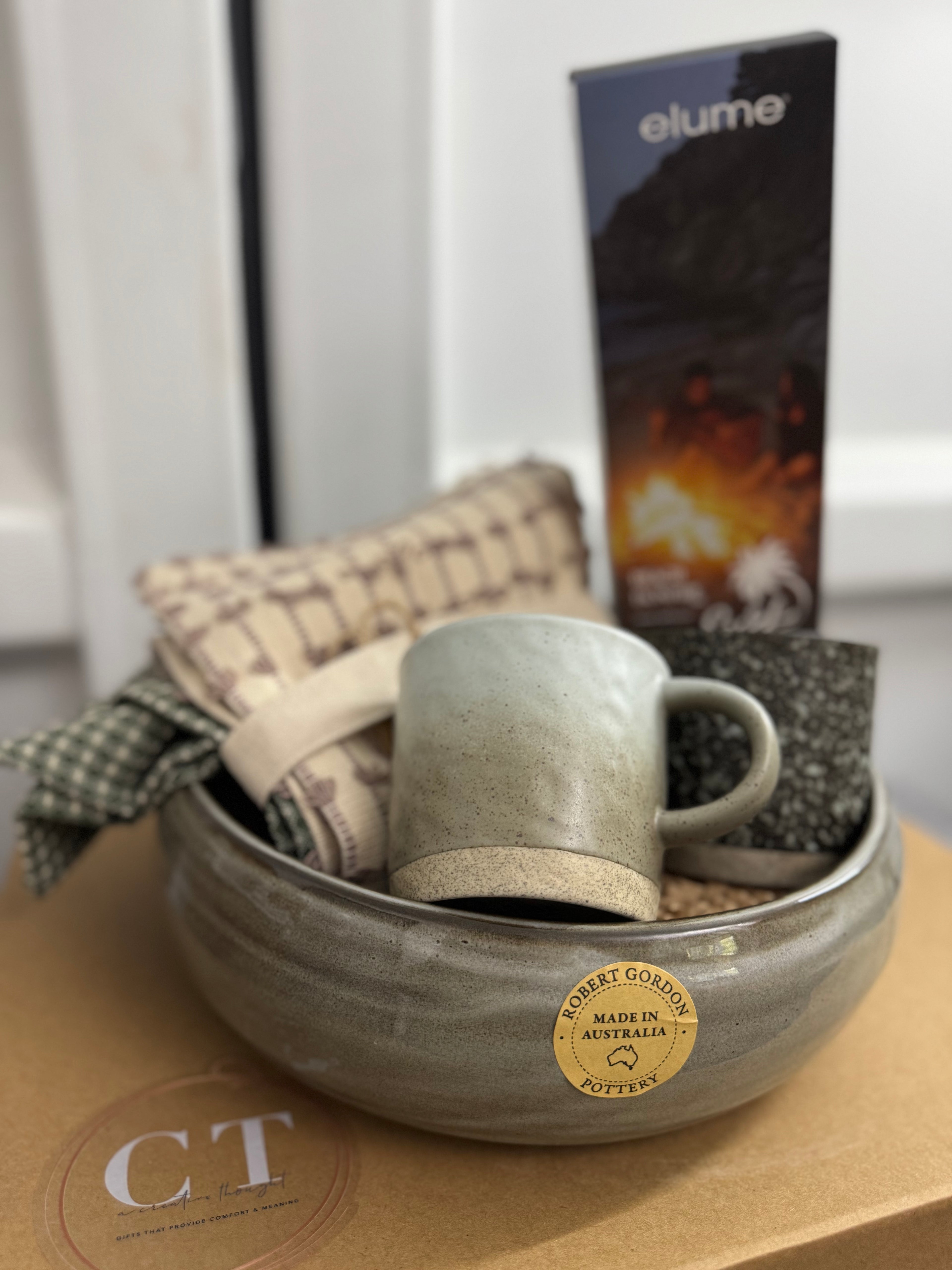 Home - Clover with surf reed diffuser