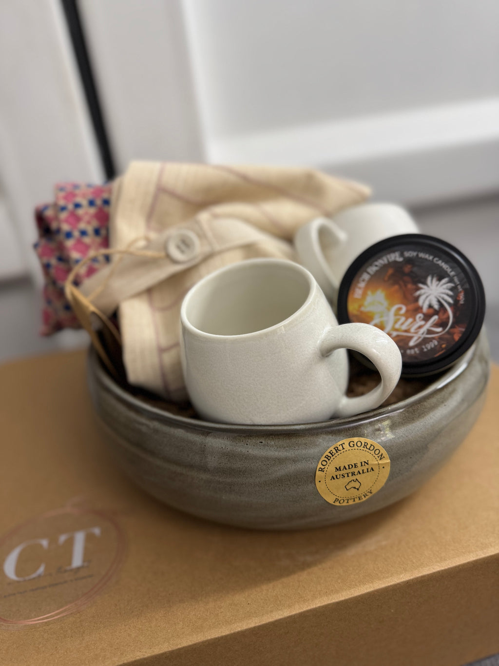 Home - Rose with surf tin soy candle